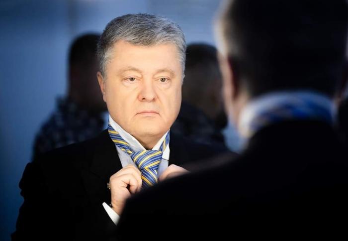 Завтра Порошенко возвращается в Украину