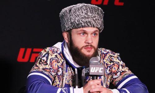 «Мама у меня мусульманка, она приняла ислам». Уроженец Казахстана из UFC объяснил, почему не считает себя русским