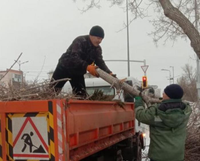 Травмы и 160 ДТП. Что известно о последствиях бурана в Нур-Султане
                30 марта 2022, 15:32