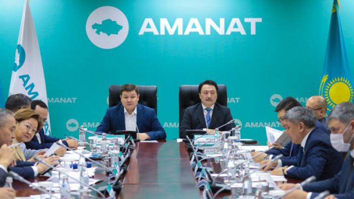 AMANAT партиясы жанындағы Miras кеңесінің биылғы алғашқы отырысы өтті
                12 апреля 2022, 18:59