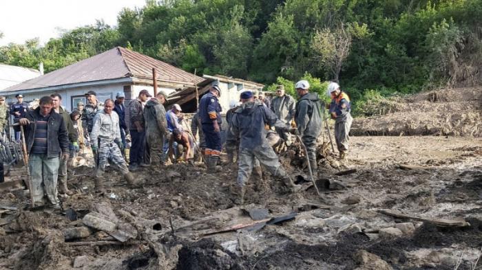 Оползень в Текели: мать погибшей девочки рассказала подробности
                16 мая 2022, 13:15