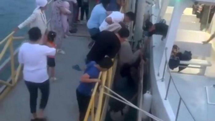 Военный спас упавшего с катера в море ребенка в Актау
                15 июня 2022, 21:05